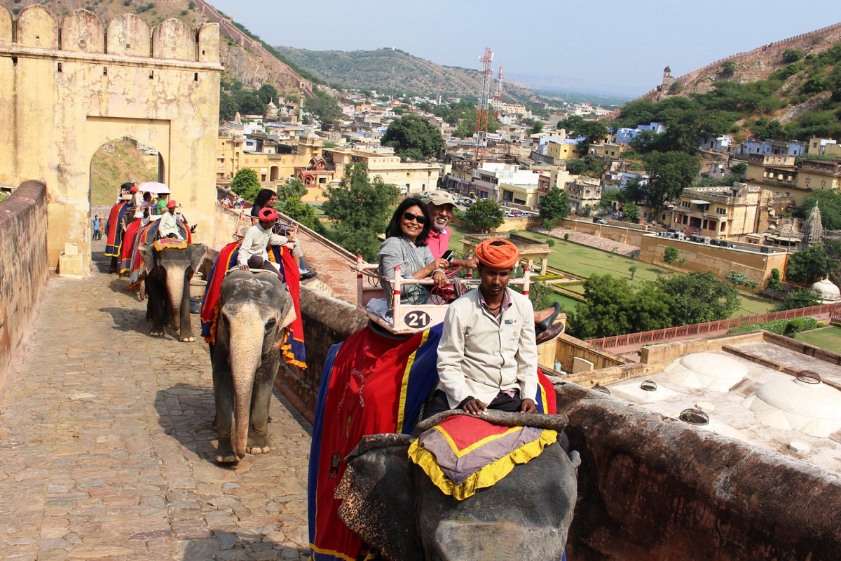 Amber Fort Elephant Safari, Jaipur - Maharajas Express Blog